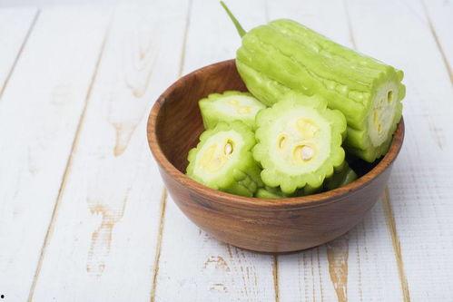 吃中药可以吃凉瓜吗,吃中药期间，凉瓜可否同食？