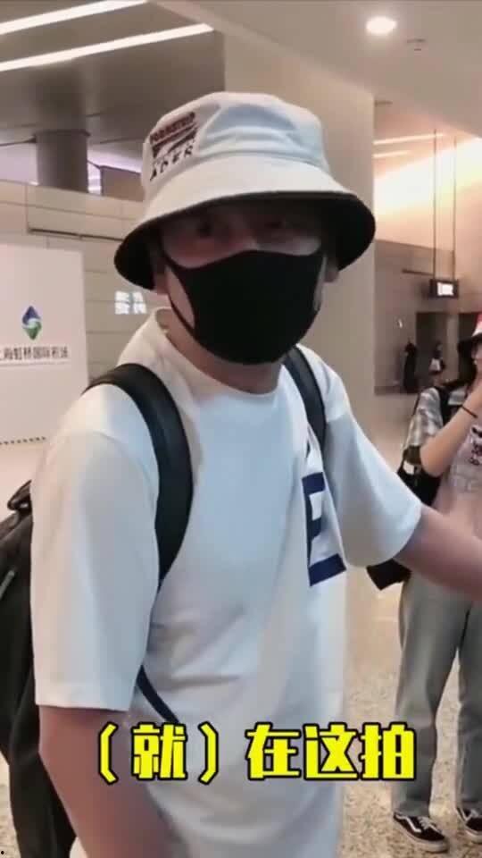 吃瓜路人吃粉丝,揭秘娱乐圈背后的故事