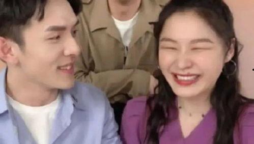 吃瓜爱情视频,吃瓜爱情视频里的甜蜜瞬间  第3张